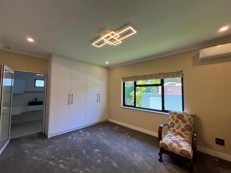 4 Bedroom Property for Sale in Helderrand Western Cape